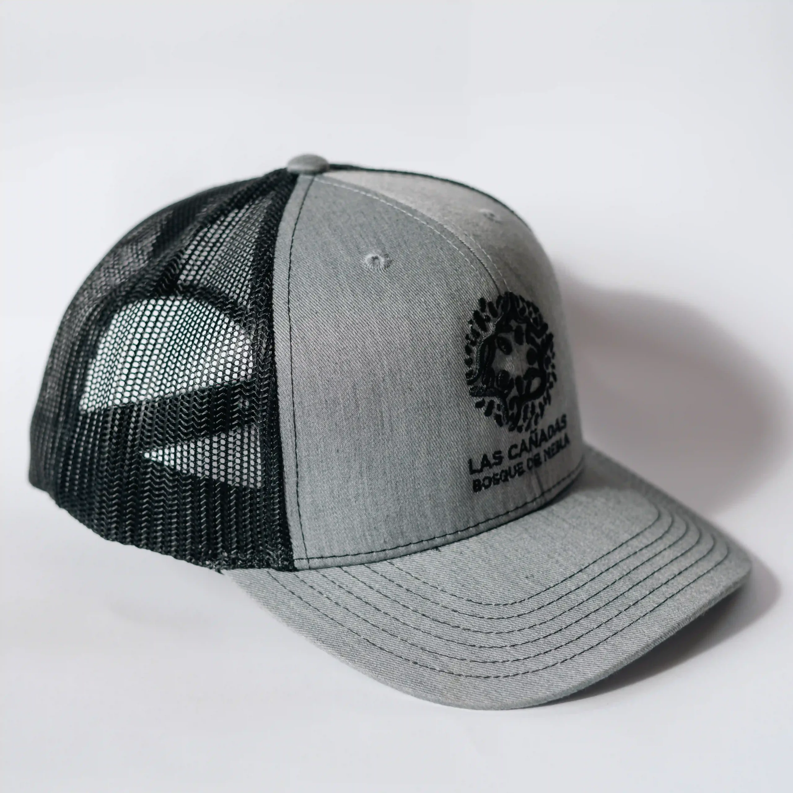 Gorra bordada Las Cañadas gris / negro - malla gabardina - Imagen 2